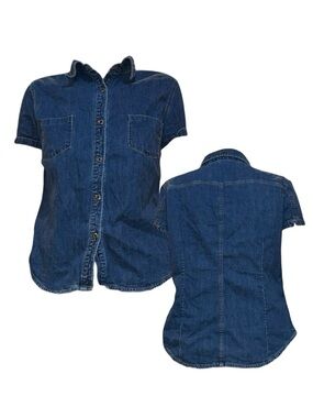 Vintage GAP Denim Short Sleeve Button-Up Shirt